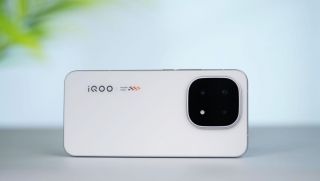 iQOO 15T lộ diện, mạnh hơn Galaxy S26 Ultra nhưng tranh ngôi vua tầm trung với Galaxy A57