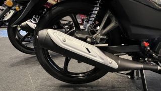 ‘Vua xe số’ 115cc mới chính thức mở bán giá 20 triệu đồng rẻ hơn Honda Future, trang bị át vía Wave Alpha và RSX