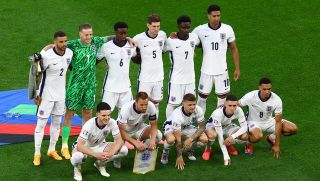 Cựu đội trưởng MU được khuyên nên từ chối lên tuyển Anh dự World Cup