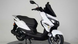 Xe ga Trung Quốc Xinben XD150 gây sốt: Giá chỉ 27 triệu đồng nhưng có màn hình TFT, chạy gần 380 km/lần đổ xăng