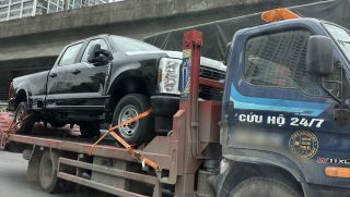 Ford F-250 Super Duty 2026 đầu tiên xuất hiện tại Hà Nội: Bán tải dài hơn 6 mét, dùng máy V8 cực khủng