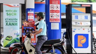 Thực hư tin đồn xăng E10 làm 'ì máy', tốn nhiên liệu hơn RON95: Có đáng lo như trên mạng lan truyền?