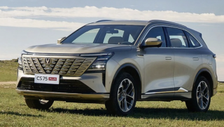 SUV hạng C hybrid mới dài gần 4,8 mét: Giá 472 triệu khiến Mazda CX-5 và Hyundai Tucson ‘áp lực’