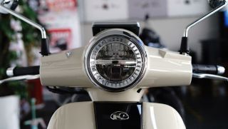 Chính thức ra mắt ‘vua xe ga’ 150cc mới giá 50 triệu đồng: Thiết kế ‘nét’ hơn SH Mode, có ABS 2 kênh và TCS như SH 160i