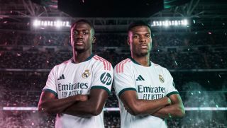Real Madrid chốt “bom tấn kép”: Konaté cập bến miễn phí, Dumfries thay thế Trent Alexander-Arnold