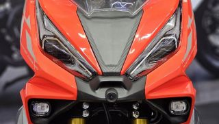 ‘Vua xe ga’ 200cc mới chính thức ra mắt giá 50 triệu đồng: Thiết kế nét hơn Honda Air Blade và Vario