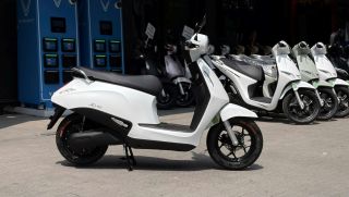 Giải mã lý do giới tài xế ‘săn lùng’ xe máy điện đổi pin VinFast Evo