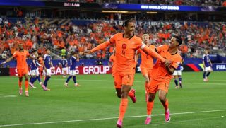 Van Dijk gây tranh cãi tại World Cup 2026, Nhật Bản bức xúc vì quyết định của VAR