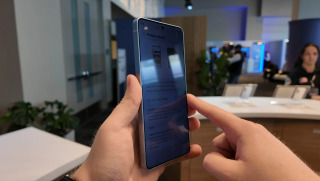 Samsung S26 Ultra sở hữu vũ khí ‘độc tôn’: Màn hình chống nhìn trộm khó đối thủ nào địch lại