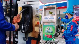 Giá xăng dầu hôm nay 23/6: Xăng E10 sắp giảm sâu chưa từng có, bảng giá Petrolimex, PVOIL