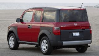 Honda Element lộ kế hoạch trở lại sau gần 20 năm: SUV hybrid mới nằm giữa HR-V và CR-V, 'đe nẹt' Ford Bronco Sport