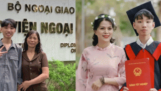 Nam sinh thi lại kỳ thi tốt nghiệp THPT trở thành thủ khoa C00 toàn quốc: Hối tiếc 1 điều sau kỳ thi?