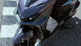 ‘Khắc tinh’ của Honda SH 160i chính thức ra mắt với giá 88 triệu đồng: Thiết kế thể thao hơn Vario, có ABS 2 kênh và TCS