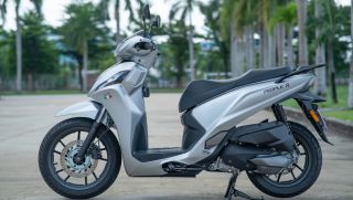 Tin xe hot 21/7: ‘Khắc tinh’ của Honda SH 125i chính thức ra mắt giá 85 triệu đồng, có màn TFT, ABS 2 kênh và TCS