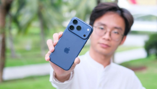 Có AI và 120Hz, iPhone 17 Pro bỏ xa iPhone 16 hoàn toàn