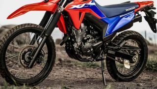 Tin xe trưa 27/7: ‘Vua côn tay’ mới của Honda ra mắt với giá rẻ, phân khúc trên Winner R và Yamaha Exciter