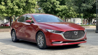 Mazda3 ‘độc chiếm’ ngai vàng, tiếp tục nới rộng khoảng cách với Honda Civic và Hyundai Elantra