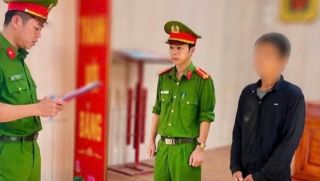Khởi tố người đàn ông say rượu đi bộ trên quốc lộ gây tai nạn chết người ở Quảng Trị