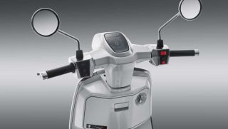 Tin xe hot 9/8: Đối thủ ‘một 9 một 10’ với Honda SH trình làng với thiết kế cực sang, có ABS 2 kênh, giá ‘mềm’