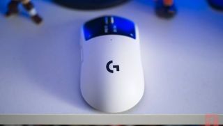 Rò rỉ những hình ảnh đầu tiên của chuột Logitech Superstrike mới: Thiết kế all-black đầy ấn tượng
