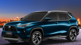 Toyota Yaris Cross ‘thống lĩnh’ phân khúc ô tô động cơ đốt trong, Mazda CX-5 bám đuổi sát nút