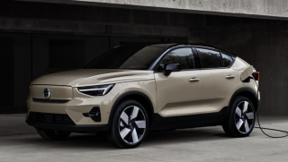 Giá xe Volvo tháng 8/2026: Volvo EC40, XC40 và loạt xe sang đáng chú ý
