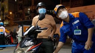 Giá xăng dầu tối 7/9: Dầu diesel ‘rẻ bèo’, E10 và RON 92 ‘sáng cửa’ về dưới 18.000 đồng/lít? Giá lăn bánh VinFast VF 8