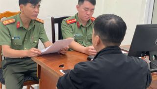 Chuyển cuộc gọi đòi nợ sang đường dây nóng công an, người đàn ông nhận cái kết đắng