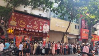 Cập nhật giá vàng hôm nay 15/10: Vàng miếng vàng nhẫn 'án binh bất động', riêng 1 nơi giảm tiếp!