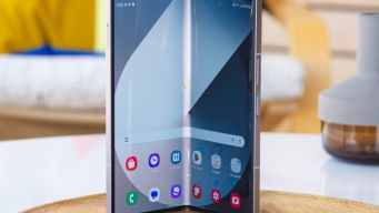 Mua 1 được 2, Galaxy Z Fold6 màn gập đỉnh chóp giảm khủng chục triệu, tính năng xịn đe nẹt iPhone 16 Pro Max
