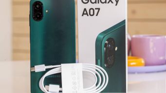 Galaxy A07 giá hơn 2 triệu xứng danh ‘vua giá rẻ’, màn 90Hz cực mượt dùng cơ bản ngon như iPhone 17e