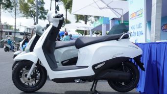 Ưu đãi mùa hè tới 16%, VinFast Evo Lite ‘đốt nóng’ thị trường xe điện Việt