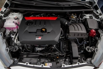 Toyota Yaris GR chính thức được mở bán, gây chú ý với mức giá không tưởng ảnh 2