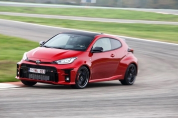 Toyota Yaris GR chính thức được mở bán, gây chú ý với mức giá không tưởng ảnh 6