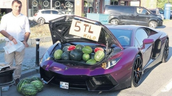 Lamborghini Aventador ảnh 3
