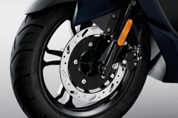Chi tiết ‘mãnh hổ’ xe ga vừa trình làng: Thiết kế thể thao, dư sức ‘nghiền nát’ Honda SH, Air Blade ảnh 7