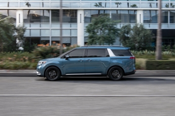 KIA chính thức cho ra mắt đối thủ cứng của Mitsubishi Xpander: Thiết kế siêu đẹp, trang bị cực căng ảnh 4