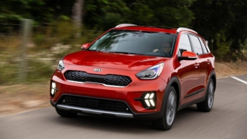 KIA Seltos đón chào đồng đội mới giá 569 triệu, ‘đập’ Hyundai Kona và Toyota Corolla Cross ‘tơi tả’ ảnh 13