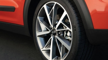 KIA Seltos đón chào đồng đội mới giá 569 triệu, ‘đập’ Hyundai Kona và Toyota Corolla Cross ‘tơi tả’ ảnh 19