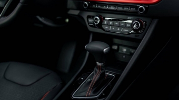 KIA Seltos đón chào đồng đội mới giá 569 triệu, ‘đập’ Hyundai Kona và Toyota Corolla Cross ‘tơi tả’ ảnh 24