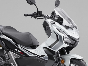 Tin xe hot 11/6: Đối thủ Yamaha Exciter giá rẻ hơn Honda Winner X 10 triệu, thiết kế chuẩn 'soái ca' ảnh 2