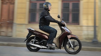 Chi tiết siêu phẩm xe số đàn em của Honda Wave Alpha, thiết kế và trang bị nghiền nát Yamaha Sirius ảnh 12
