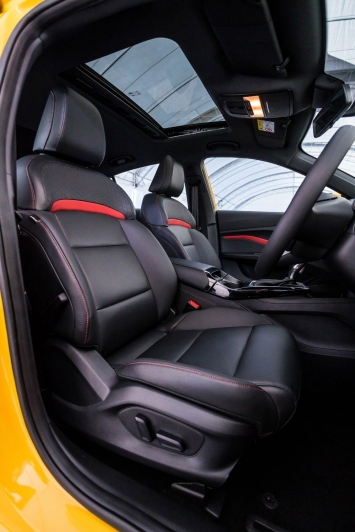 Kẻ ngáng đường KIA Cerato trình làng với giá 391 triệu đồng, ‘sát phạt’ Hyundai Elantra, Honda Civic ảnh 5