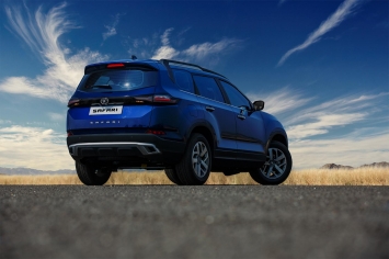 Đối thủ giá rẻ của Toyota Fortuner chuẩn bị tung phiên bản mới, ‘đe nẹt’ cả Hyundai Santa Fe ảnh 3