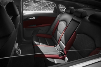 KIA Cerato 2022 trình làng: Giá bán hấp dẫn khách Việt, trang bị khiến Hyundai Elantra ‘ná thở' ảnh 10