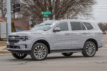 Ford Everest 2022 mới lộ diện trước ngày ra mắt, chuẩn bị hạ bệ Toyota Fortuner và Hyundai Santa Fe ảnh 2
