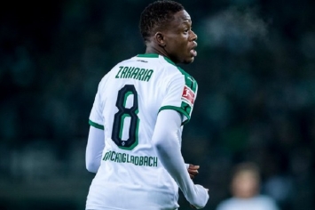 Xác nhận: Paul Pogba sẽ rời MU hè năm sau; Quỷ Đỏ nhắm "quái thú" Bundesliga thay thế