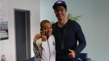 Để kích nổ bom tấn đắt nhất thế giới, Ronaldo sẽ bị mang ra làm 'vật tế thần'? ảnh 2