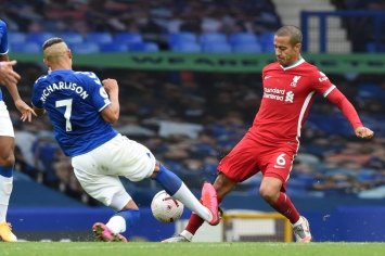 NÓNG: Bước ngoặt trong cuộc đua Vô địch Premier League xuất hiện ngay từ vòng 5 ảnh 1