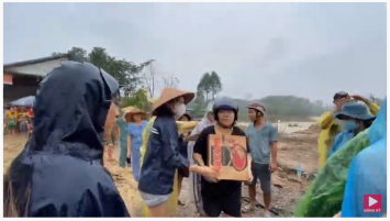 Clip: Thủy Tiên khoe bữa ăn ‘ngon nhất mừng 20/10’ đầy đạm bạc khiến fan xót xa ảnh 2